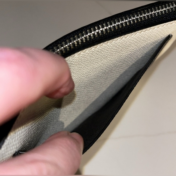 Coach Chalk & Silver Crossgrain Leather Corner Zip Wristlet - Picture 10 of 11